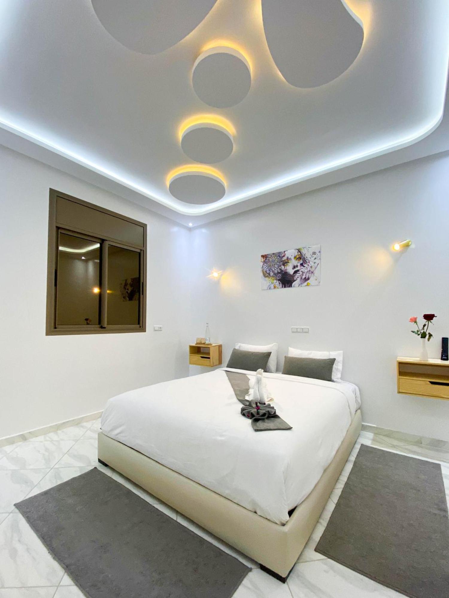 Hotel Apartment America Дахла Екстер'єр фото