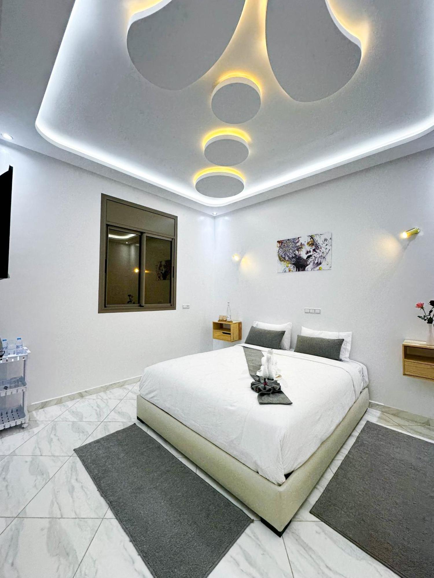 Hotel Apartment America Дахла Екстер'єр фото