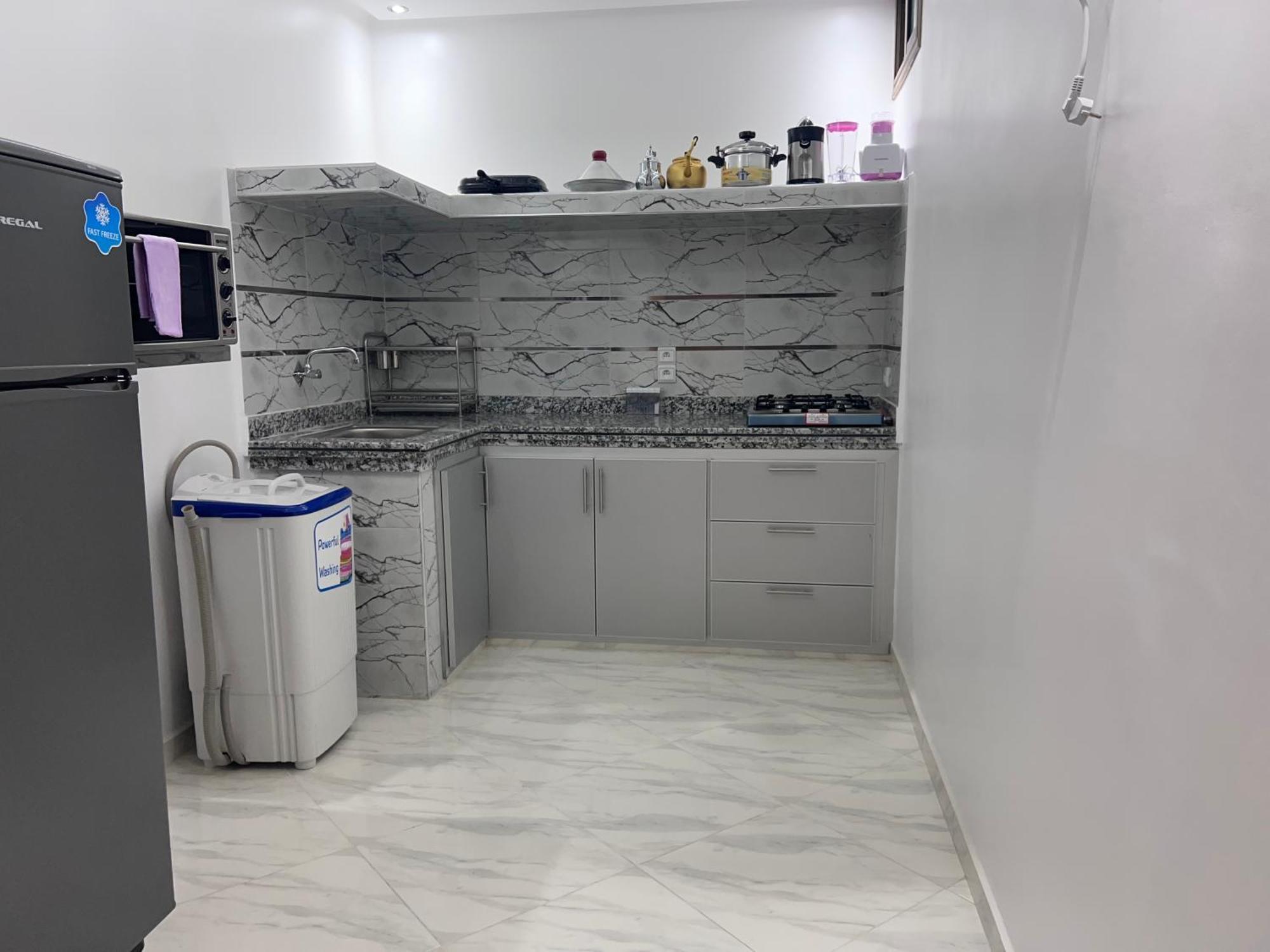 Hotel Apartment America Дахла Екстер'єр фото