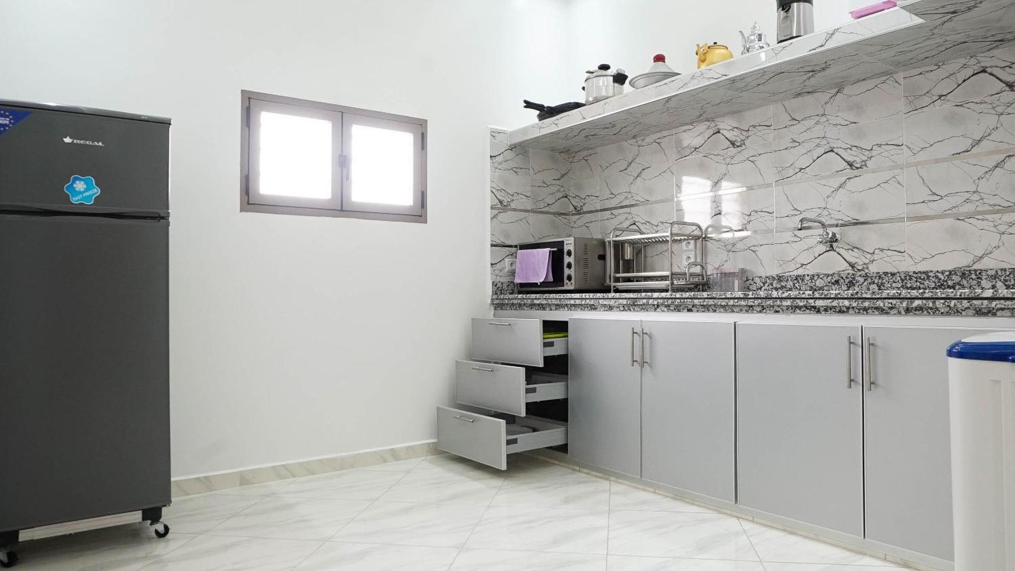 Hotel Apartment America Дахла Екстер'єр фото