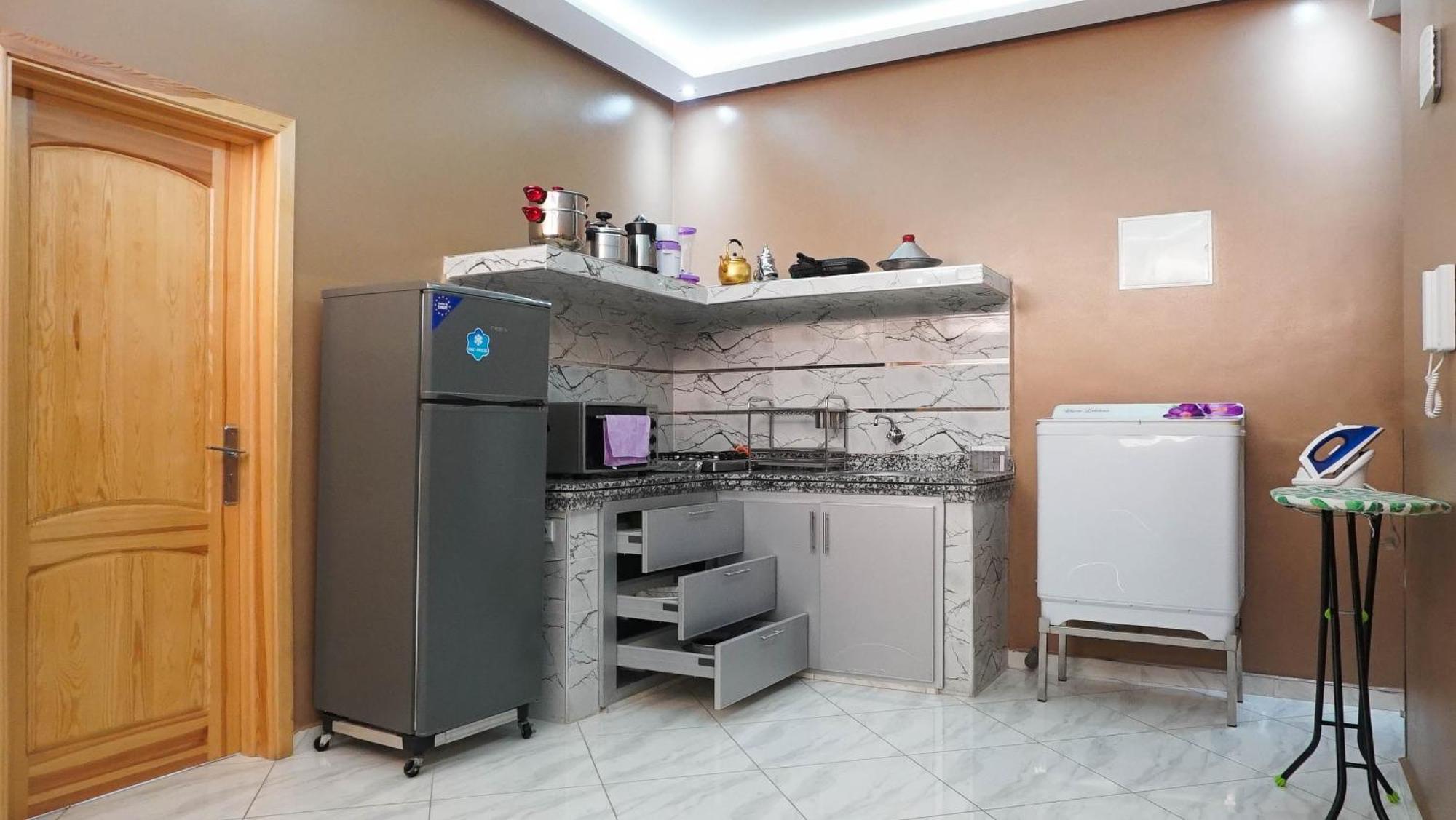 Hotel Apartment America Дахла Екстер'єр фото